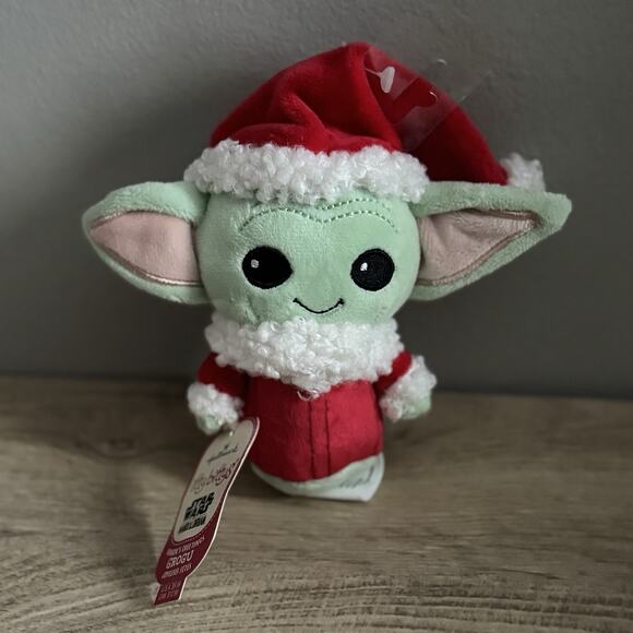 Hallmark Plush Star Wars Mandalorian Grogu ittybittys Baby Yoda Christmas 6" - Picture 2 of 8